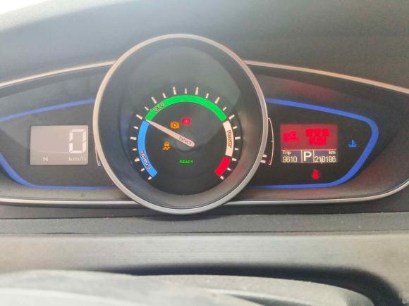 [上海·沪A] 二手荣威荣威e5502016款 尊享版