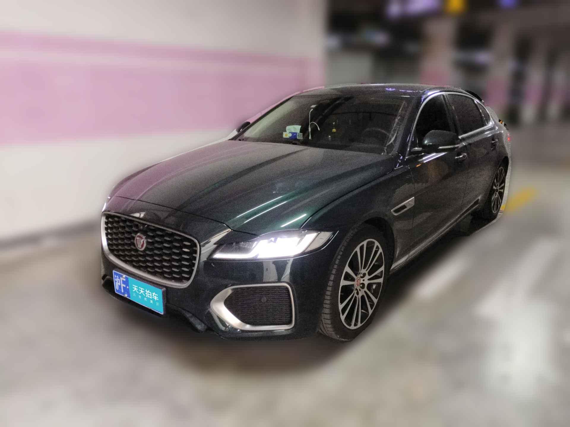 [上海·沪F] 捷豹捷豹XFL2022款 XFL 2.0T P250 两驱尊享豪华版