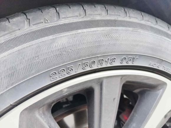 [无锡·苏B] 二手斯巴鲁力狮2017款 2.5i 全驱荣耀版