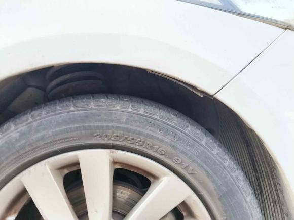 [青岛·鲁B] 二手起亚起亚K32015款 1.6L 自动DLX