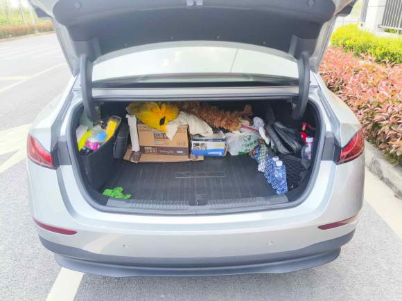 [上海·沪A] 二手荣威荣威D72023款 DMH 125km 旗舰版