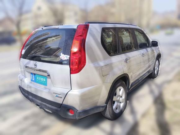[西安·陕A] 二手日产奇骏2010款 2.5L CVT豪华版 4WD