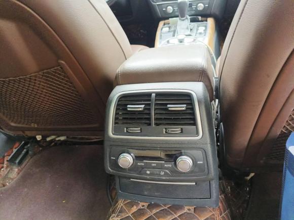 [南通·苏F] 二手奥迪奥迪A6L2018款 30周年年型 35 TFSI 运动型