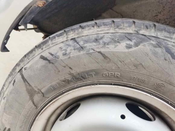 [宁波·浙B] 二手长安跨越跨越王X52021款 1.6L汽油标准版单排双后轮栏板3600mm货箱DAM16KR