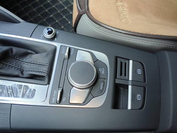 [常州·苏D] 二手奥迪奥迪A32019款 Limousine 35 TFSI 时尚型 国V