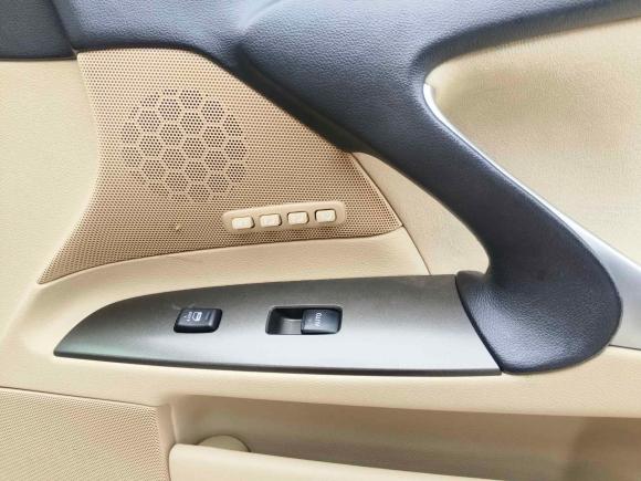 [西安·陕A] 二手雷克萨斯雷克萨斯IS2006款 300 炫动版