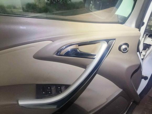 [武汉·鄂A] 二手别克英朗2012款 GT 1.6L 自动时尚版