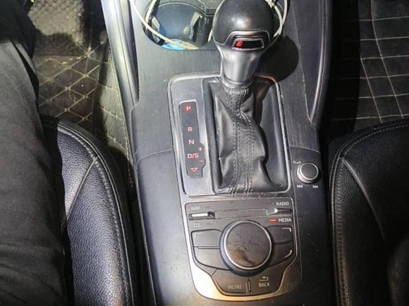 [合肥·皖A] 二手奥迪奥迪A32016款 Limousine 35 TFSI 领英型