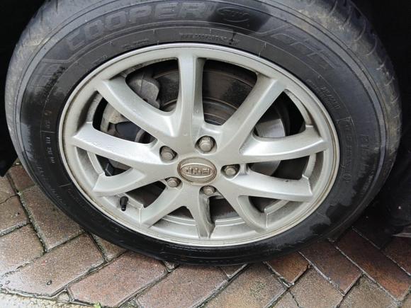 [上海·苏E] 二手比亚迪比亚迪M62015款 2.4L 自动豪华型