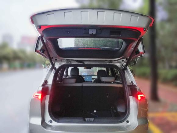 [佛山·粤A] 二手合创汽车合创Z032022款 620km 潮酷版 160kW 76.8kWh