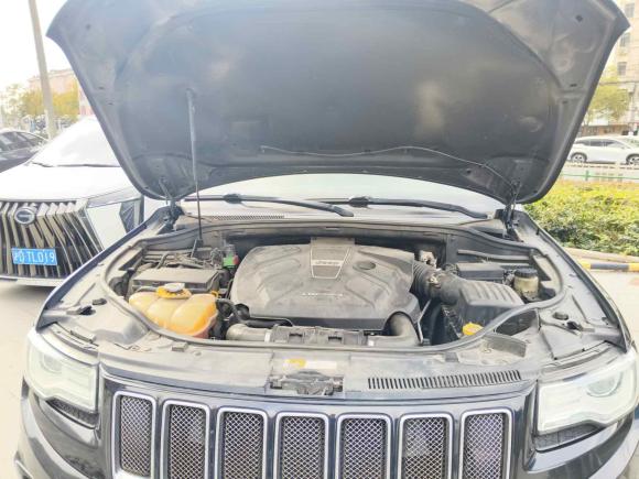 [上海·沪B] 二手Jeep大切诺基2014款 3.0TD 柴油 舒享导航版