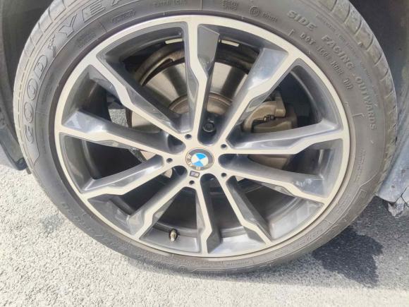 [广州·粤A] 二手宝马宝马X32022款 改款二 xDrive30i 领先型 M曜夜套装