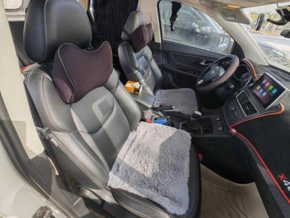 [宁波·浙B] 二手奔腾奔腾X402017款 1.6L 手动尊享型