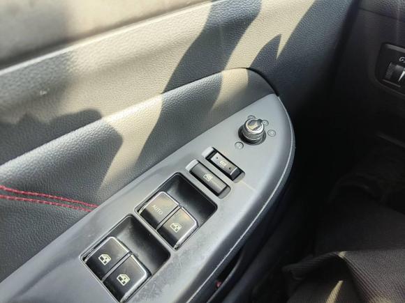 [深圳·粤B] 二手长安长安CS752016款 1.8T 自动精英型 国V