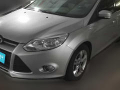 [南京·苏L] 福特福克斯2012款 三厢 1.6L 手动风尚型