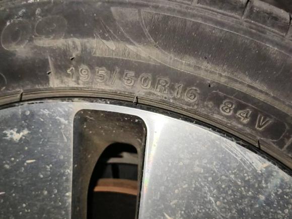 [南昌·赣M] 二手起亚起亚K22012款 三厢 1.6L AT Premium纪念版