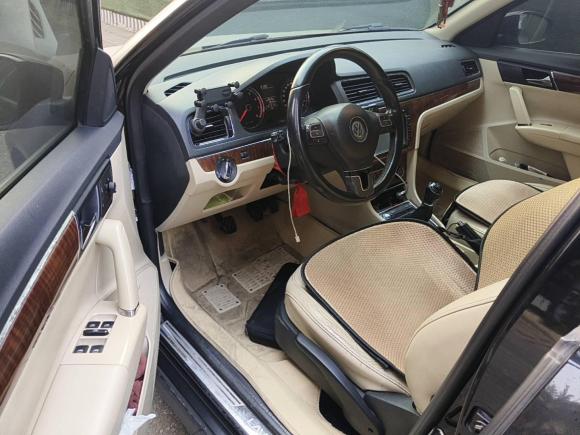 [成都·川B] 二手大众朗逸2013款 1.4TSI 手动豪华版