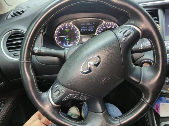 [上海·沪E] 二手英菲尼迪英菲尼迪QX602018款 2.5 S/C Hybrid 两驱卓越版 国VI