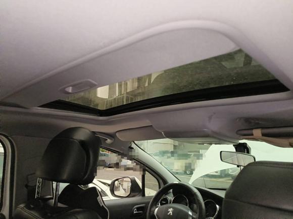 [广州·粤A] 二手标致标致30082013款 2.0L 自动潮流版