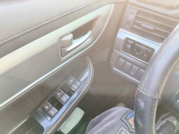 [上海·苏J] 二手东风风行景逸X62017款 劲享系列 1.5T CVT尊享型