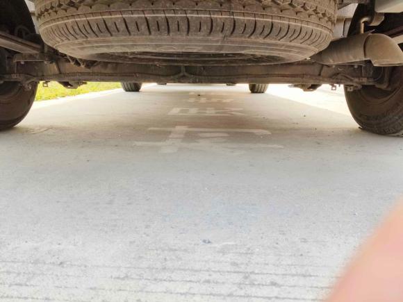 [上海·鲁R] 二手上汽大通MAXUS新途V702023款 2.0T 精英版 手动短轴低顶 5/6座（125Ps）