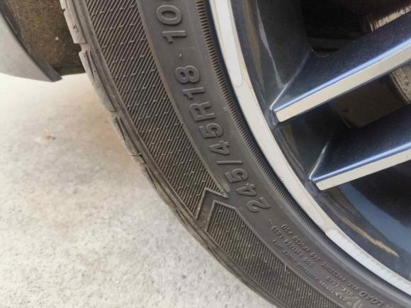 [上海·沪D] 二手东风风神东风A92016款 1.8T 尊贵型