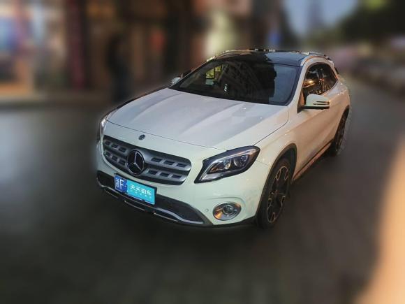 [嘉兴·浙F] 二手奔驰奔驰GLA2017款 GLA 220 4MATIC 时尚型