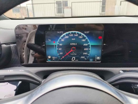 [西安·陕U] 二手奔驰奔驰A级2019款 A 180 L 运动轿车