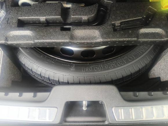 [宁波·浙B] 二手沃尔沃沃尔沃XC902024款 B6 智逸豪华版 7座