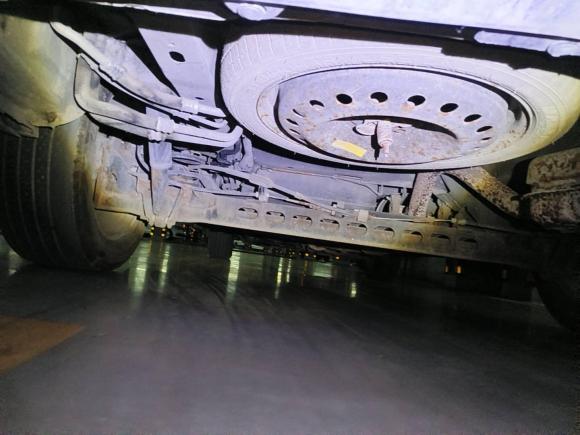 [济南·鲁A] 二手别克别克GL82011款 2.4L LT行政版