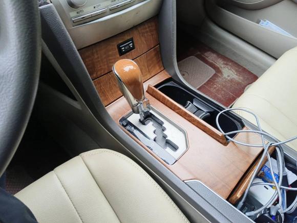 [广州·粤B] 二手丰田凯美瑞2009款 200E 精英版