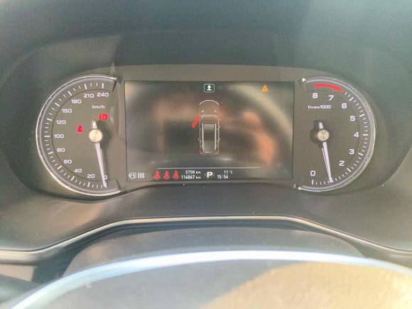 [南昌·赣M] 二手荣威荣威RX82018款 30T 智联网两驱旗舰版