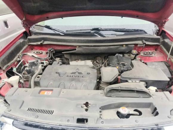 [上海·沪C] 二手三菱欧蓝德2018款 2.0L 两驱荣耀版 5座