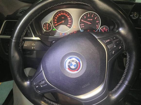 [西安·陕U] 二手宝马宝马3系2018款 320Li 时尚型