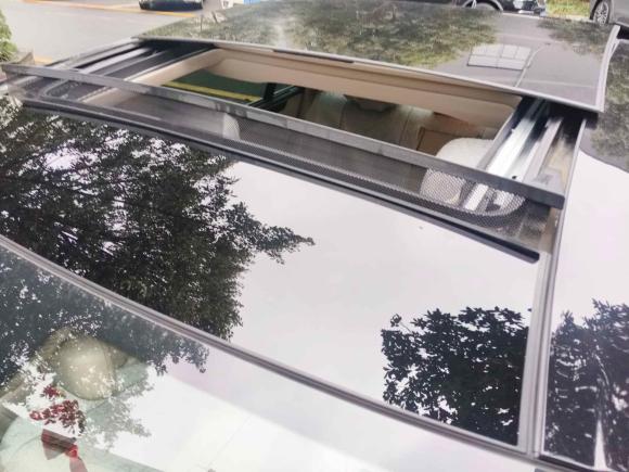 [无锡·苏B] 二手奔驰奔驰E级2014款 E 300 L 运动豪华型