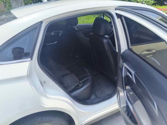 [苏州·苏E] 二手北京汽车北京EU52020款 经典款 R500 智风版