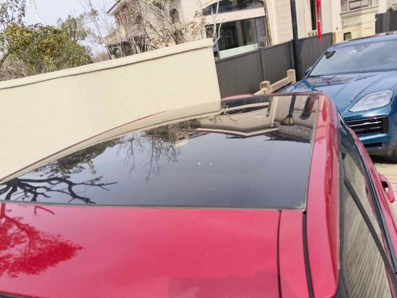 [上海·沪A] 二手路虎揽胜极光2015款 2.0T 五门智耀版