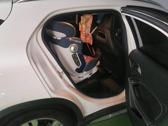 [宁波·浙B] 二手奔驰奔驰GLA2016款 GLA 200 动感型