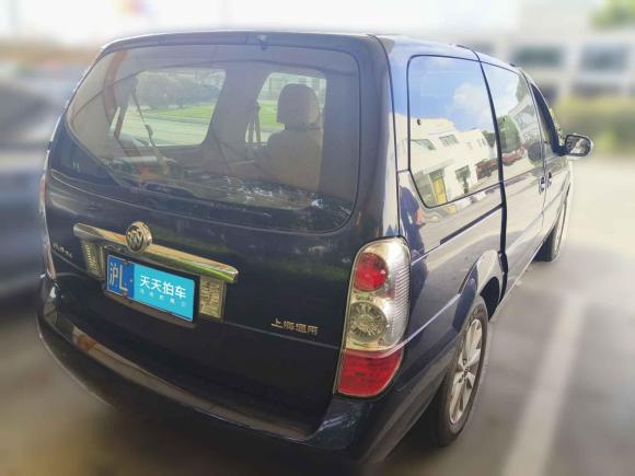 [上海·沪L] 二手别克别克GL82012款 2.4L BASE舒适版