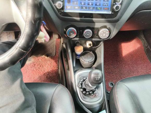 [青岛·鲁B] 二手起亚起亚K22015款 三厢 1.4L MT GLS