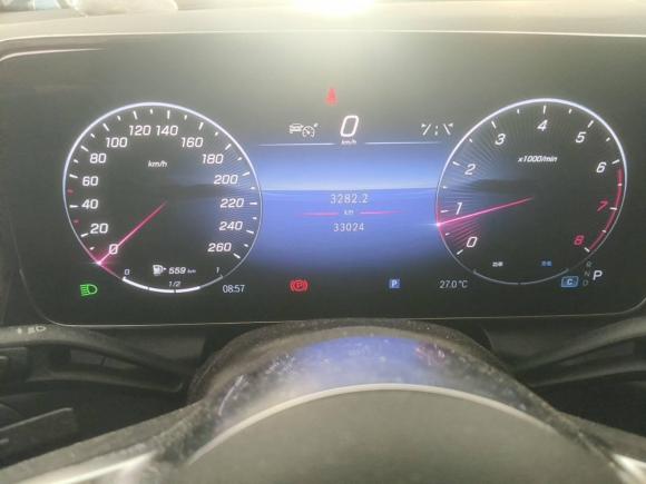[上海·沪L] 二手奔驰奔驰GLC2023款 改款 GLC 260 L 4MATIC 动感型 5座