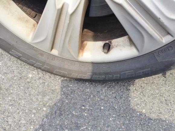 [杭州·浙A] 二手奔腾奔腾X802015款 2.0L 自动舒适周年纪念型