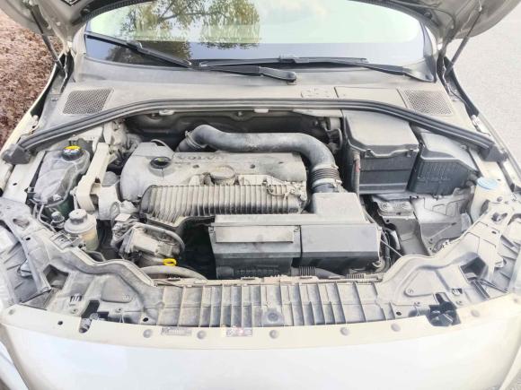 [上海·沪F] 二手沃尔沃沃尔沃S602014款 S60L T5 智驭版