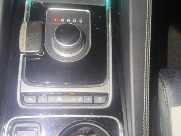 [深圳·粤B] 二手捷豹捷豹F-PACE2016款 3.0 SC 四驱R-Sport运动版