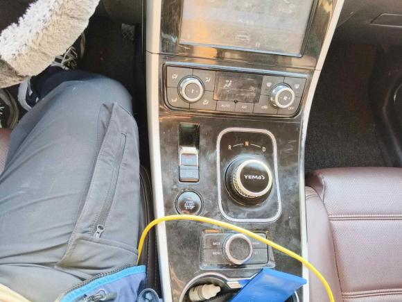 [杭州·浙A] 二手野马汽车野马EC702018款 R360 乐享版