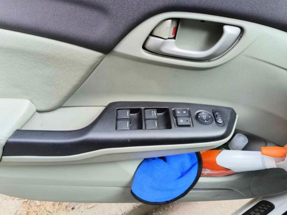 [上海·沪C] 二手本田思域2012款 1.8L 自动舒适版