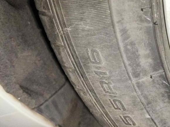 [深圳·粤X] 二手福特福睿斯2015款 1.5L 自动时尚型