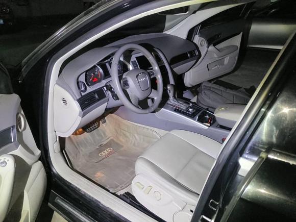 [成都·川A] 二手奥迪奥迪A6L2011款 2.0 TFSI 自动标准型