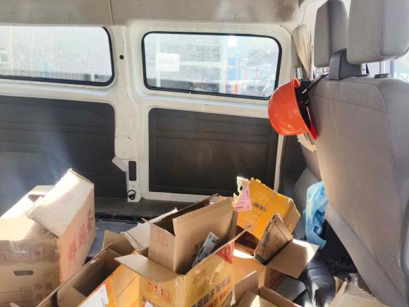 [苏州·苏E] 二手福特全顺2017款 2.0T柴油多功能商用车中轴中顶国IV