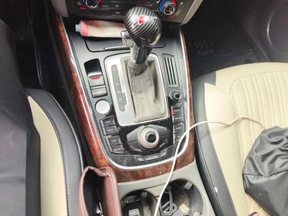 [上海·豫S] 二手奥迪奥迪Q52012款 2.0TFSI 舒适型